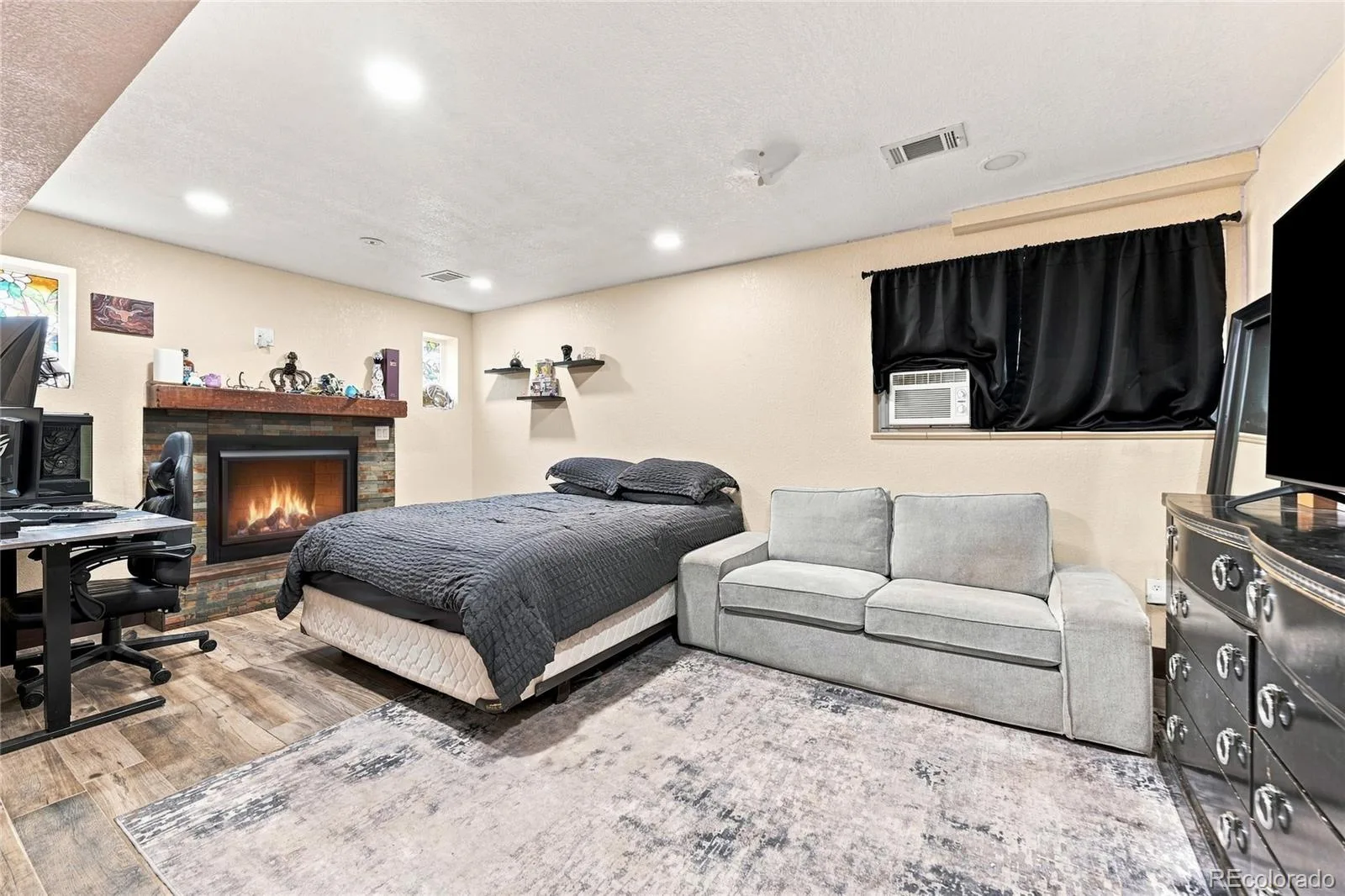 4204 W Roanoke Place Denver CO 80236 | MLS #REC3145037 08122026190302 1600 11