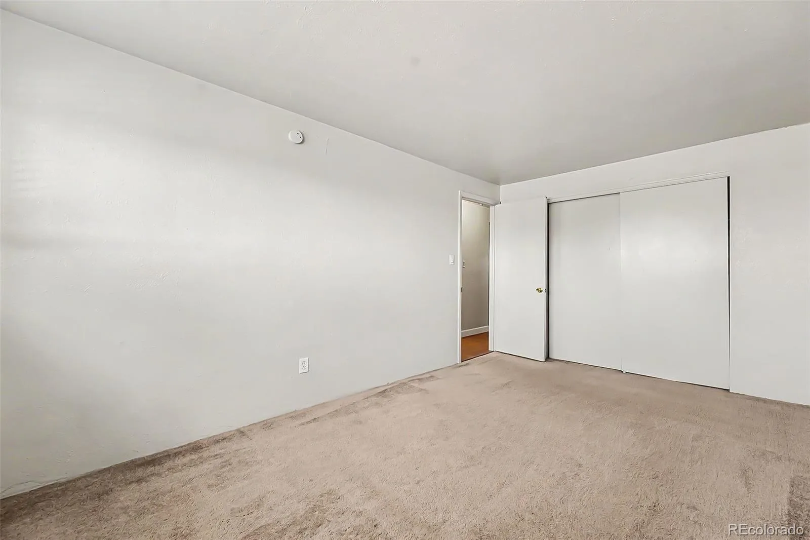875 S Quebec Street #24 Denver CO 80247 | MLS #REC3145454 09232026093554 1600 14