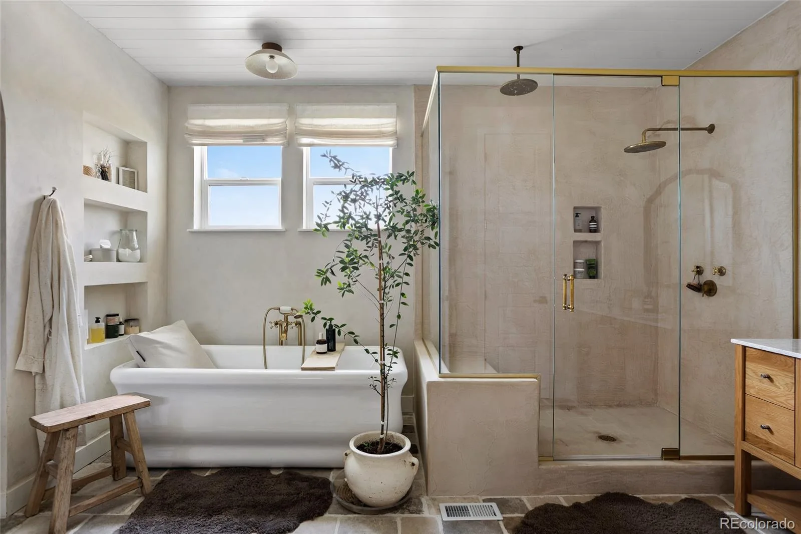 8205 E Prairie Meadow Drive Denver CO 80238 | MLS #REC3146540 07262026193606 1600 16