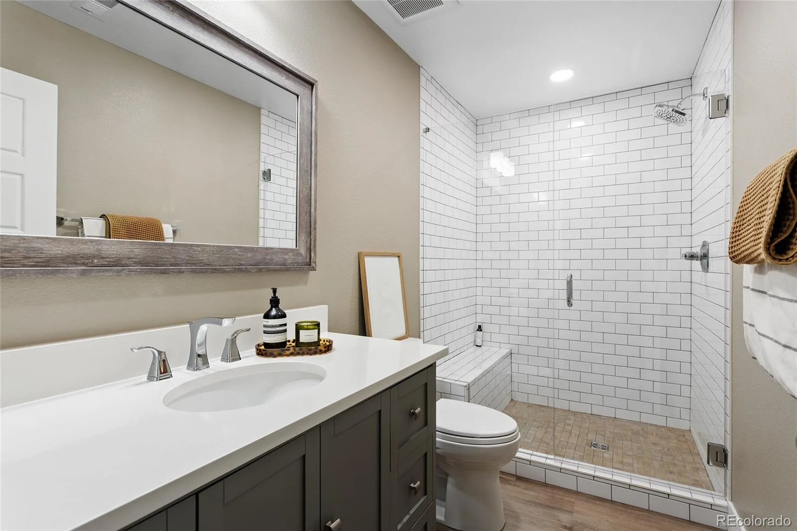8205 E Prairie Meadow Drive Denver CO 80238 | MLS #REC3146540 07262026193606 1600 34