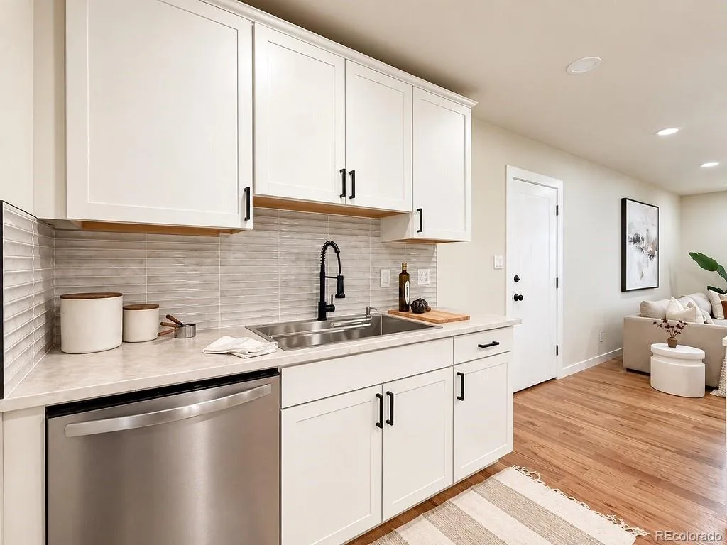 3855 W Amherst Avenue Denver CO 80236 | MLS #REC3148885 09242026101739 1024 9