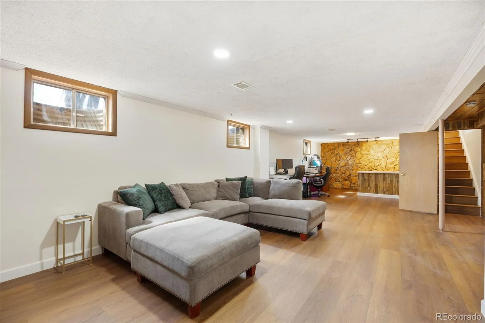 04142026193715 1600 16