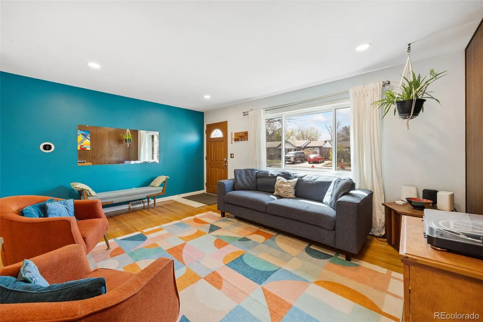 04142026193715 1600 2