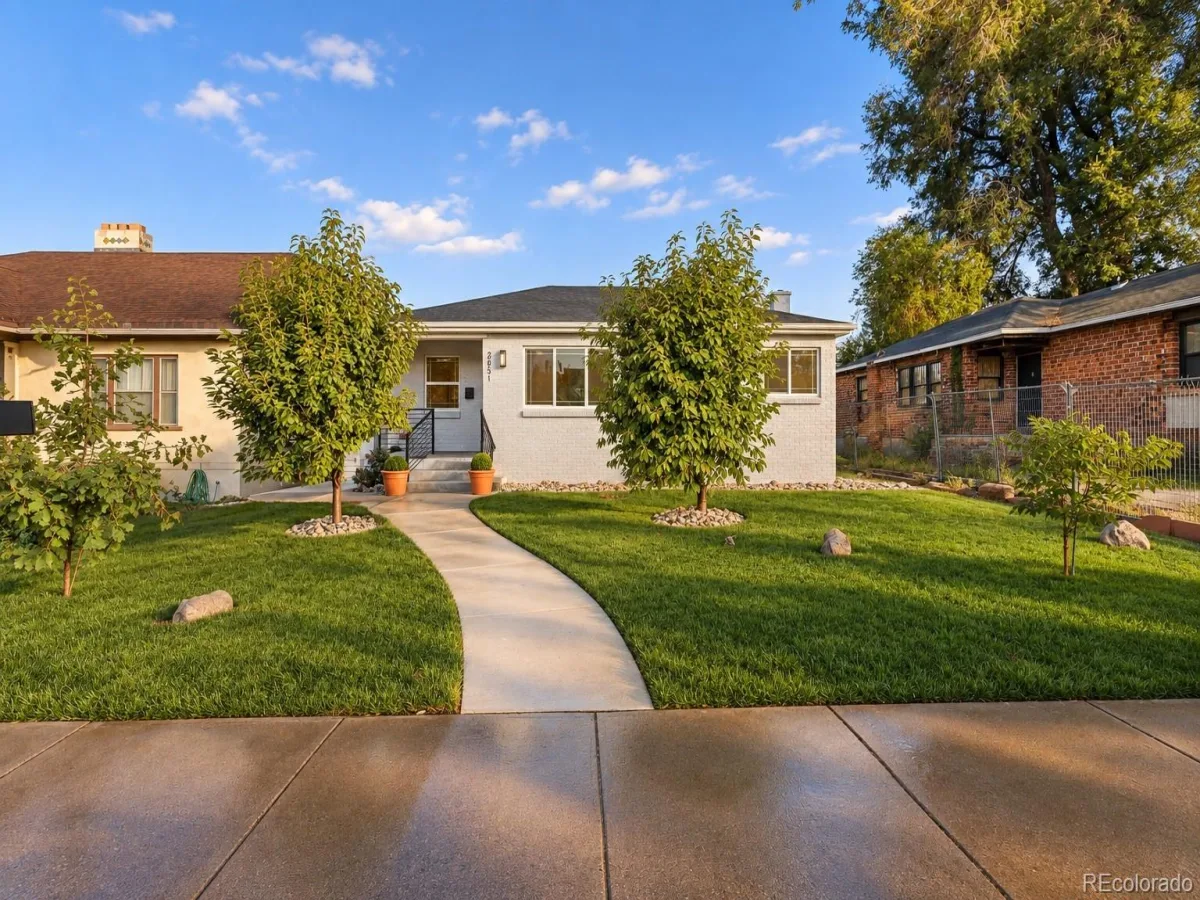 2851 Birch Street Denver CO 80207 | MLS #REC3150767 09242026093610 1200 30