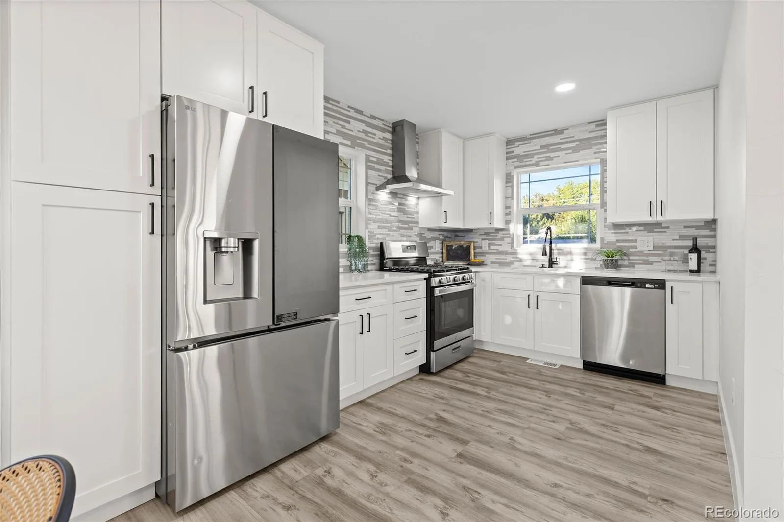 2851 Birch Street Denver CO 80207 | MLS #REC3150767 09242026093610 1600 11