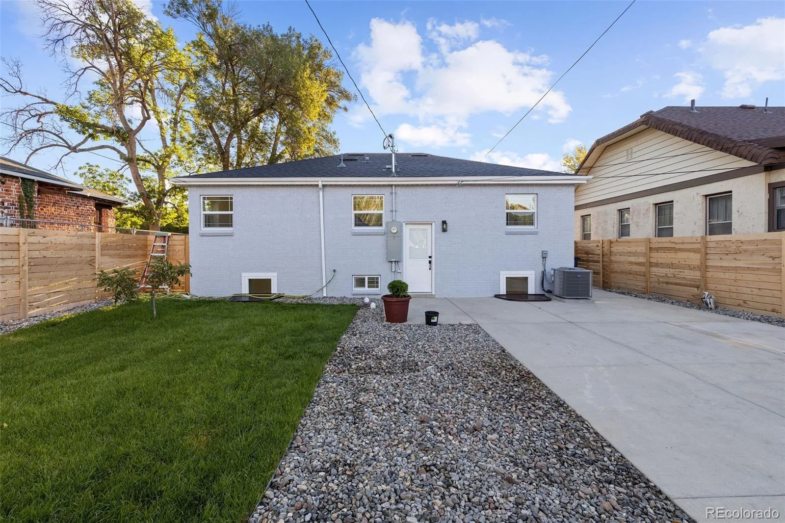 2851 Birch Street Denver CO 80207 | MLS #REC3150767 09242026093610 1600 23