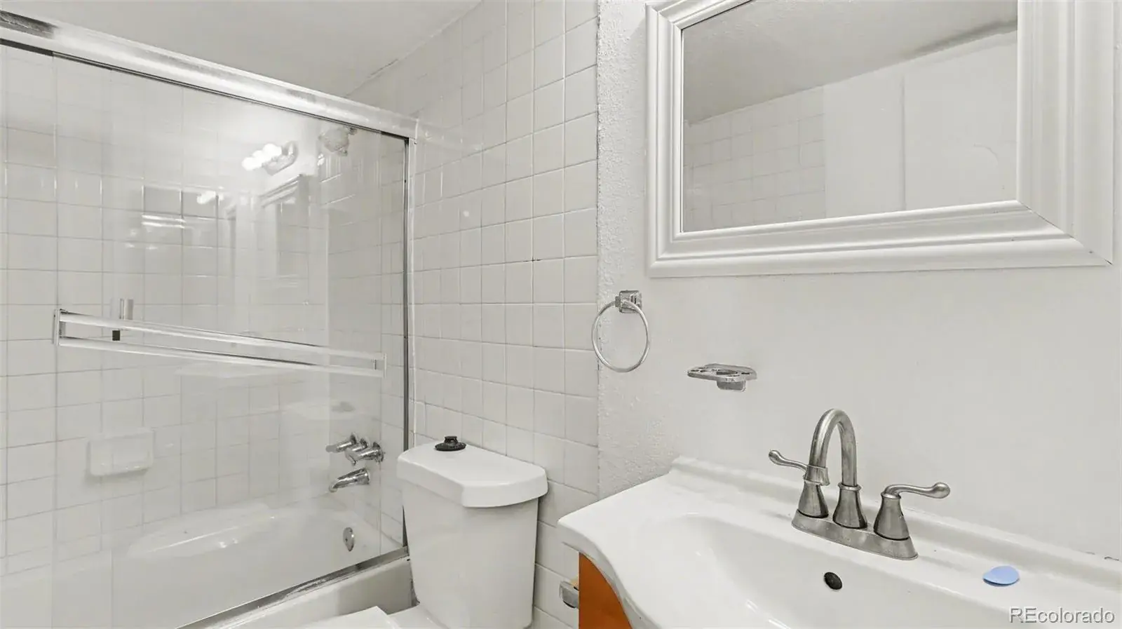 10211 Ura Lane #205 #9 Thornton CO 80260 MLS #REC3151021 02062026203325 1600 19