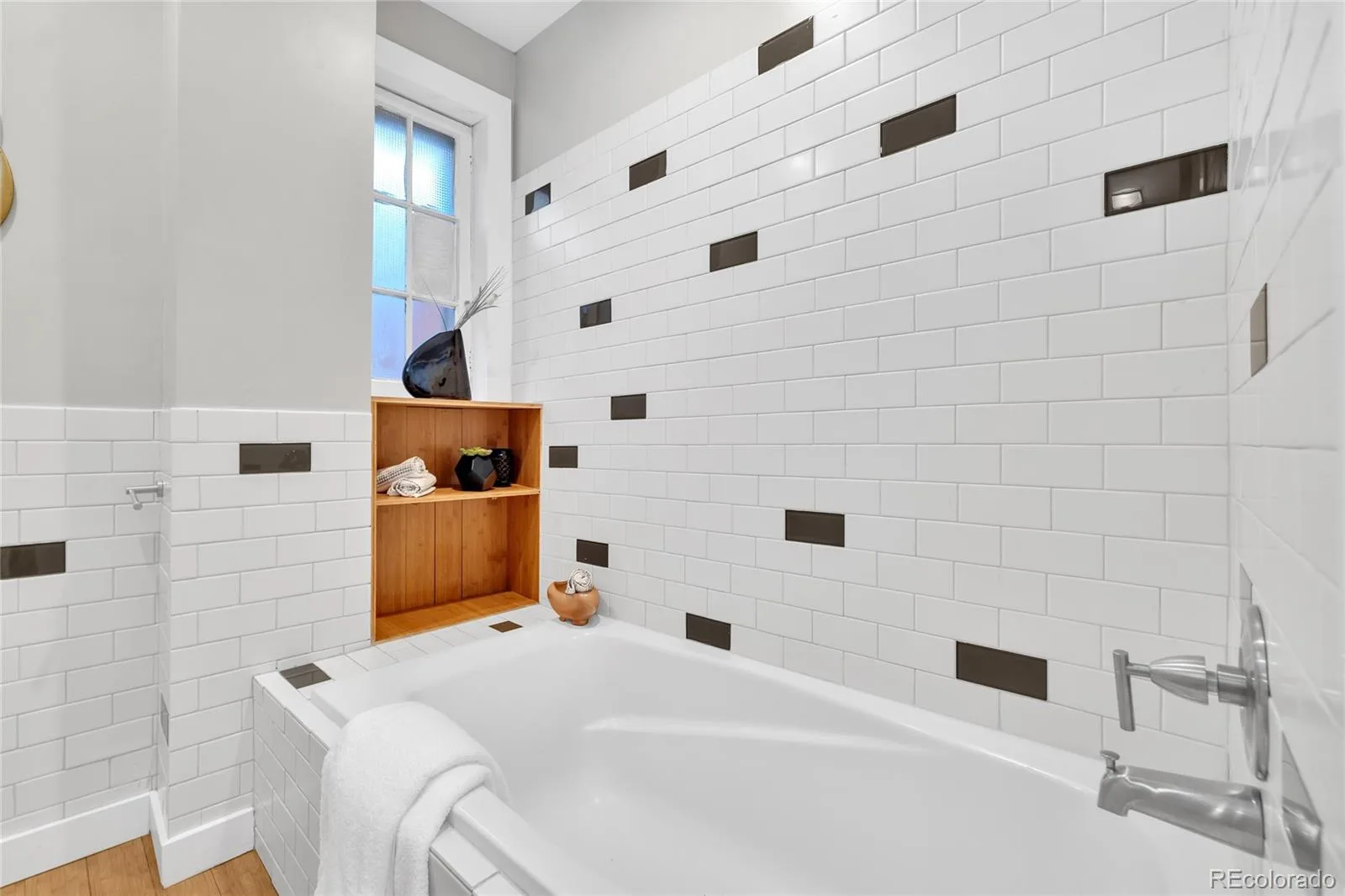 2545 N Lafayette Street Denver CO 80205 | MLS #REC3154170 07212026000456 1600 25