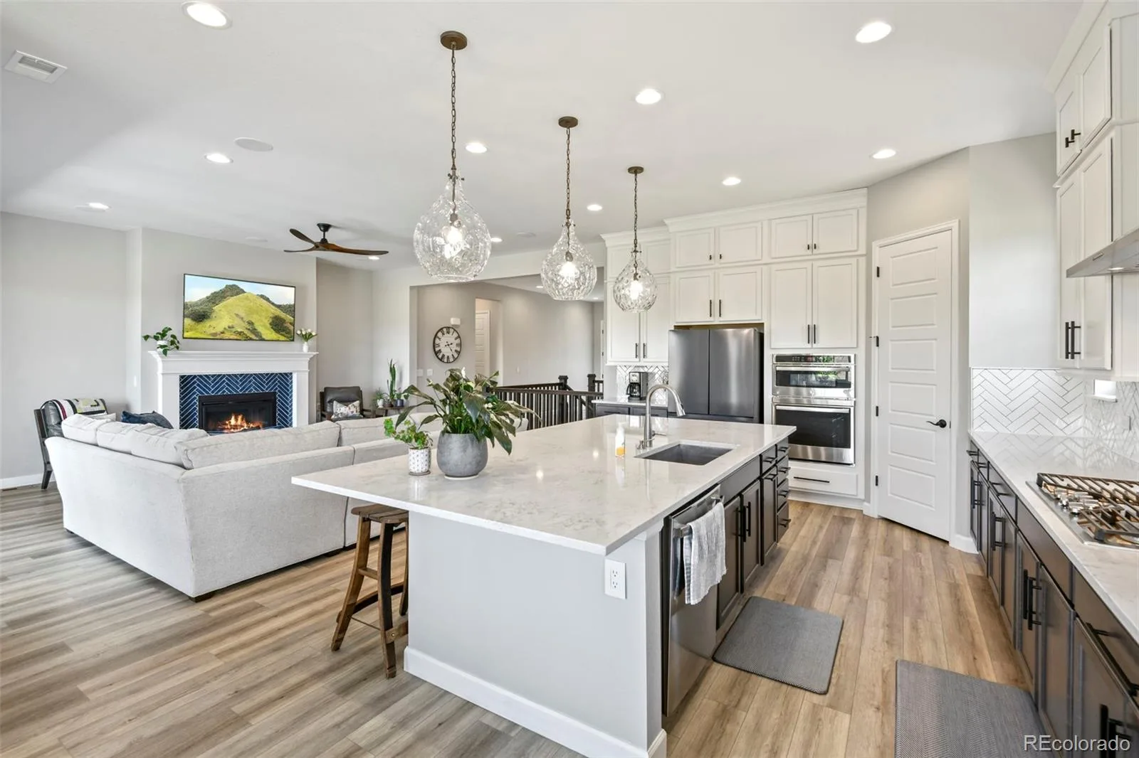 7000 S White Crow Way Aurora CO 80016 | MLS #REC3155137 09232026220625 1600 10