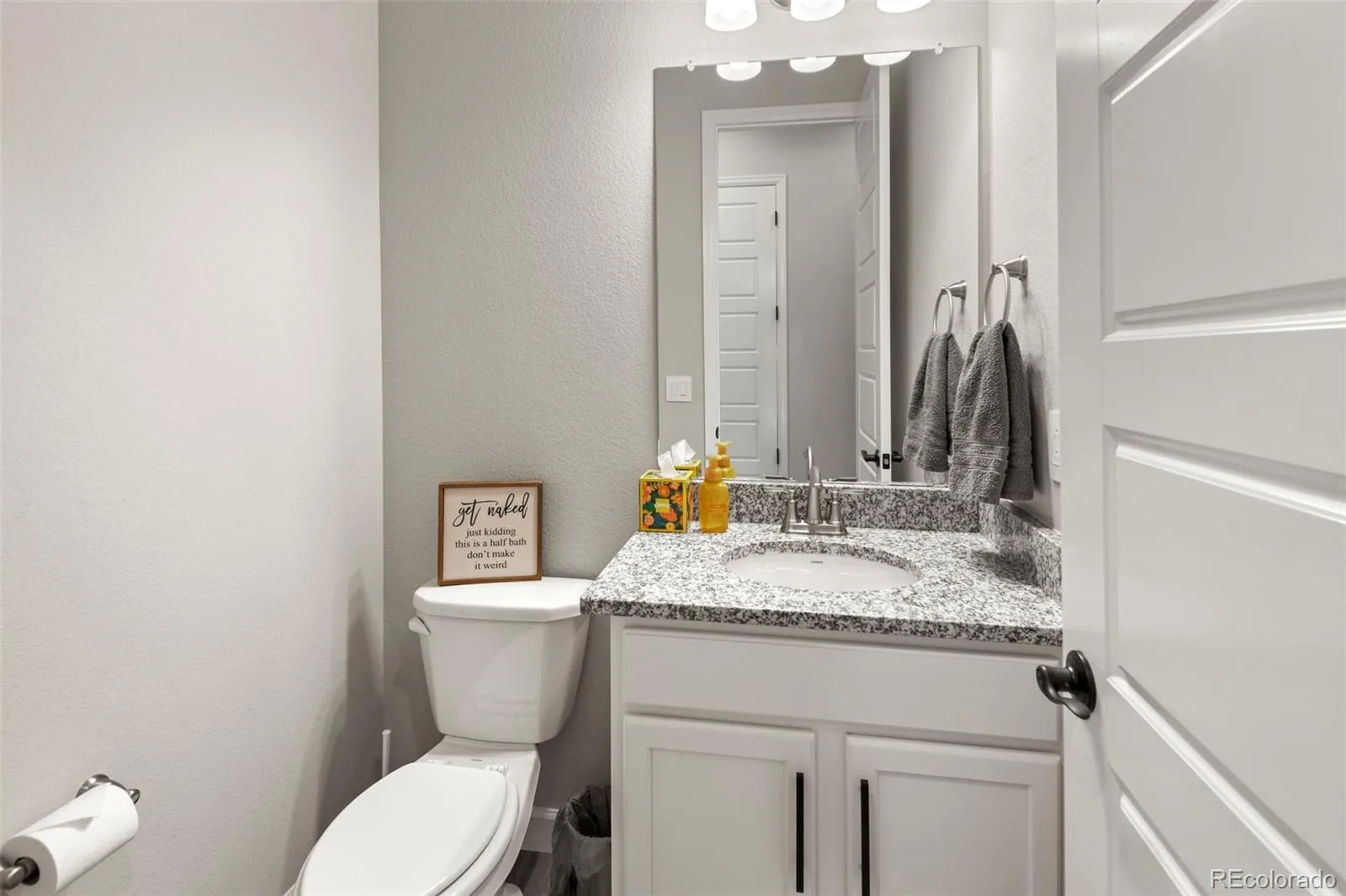 7000 S White Crow Way Aurora CO 80016 | MLS #REC3155137 09232026220625 1600 36
