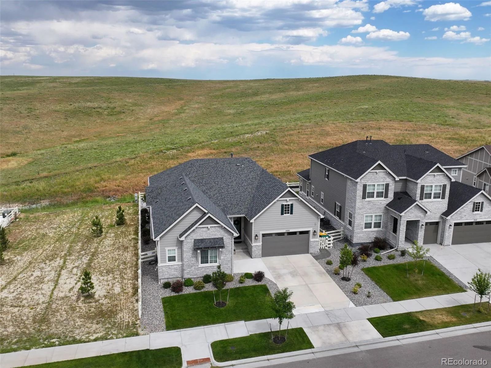 7000 S White Crow Way Aurora CO 80016 | MLS #REC3155137 09232026220625 1600 38