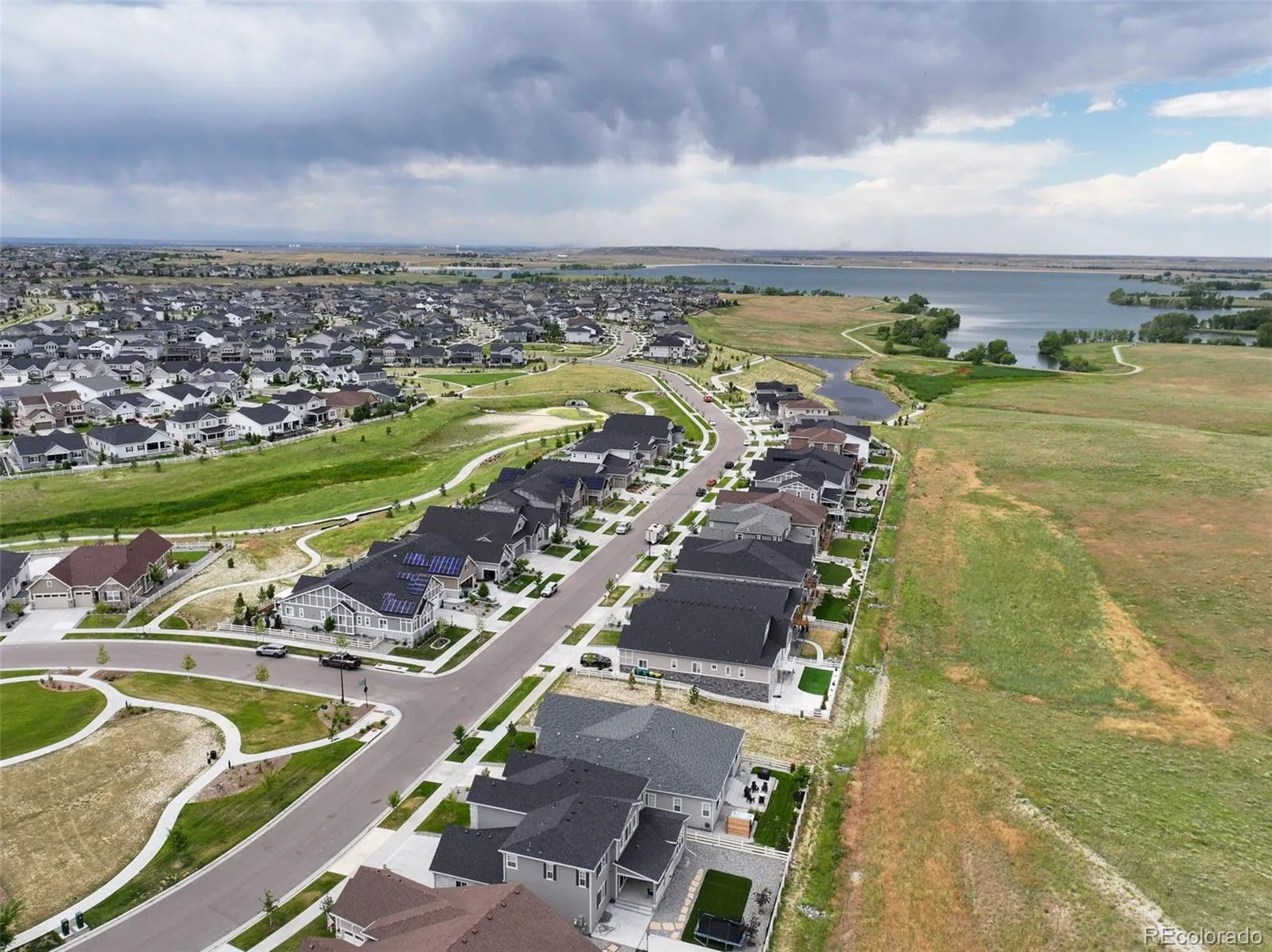 7000 S White Crow Way Aurora CO 80016 | MLS #REC3155137 09232026220625 1600 40