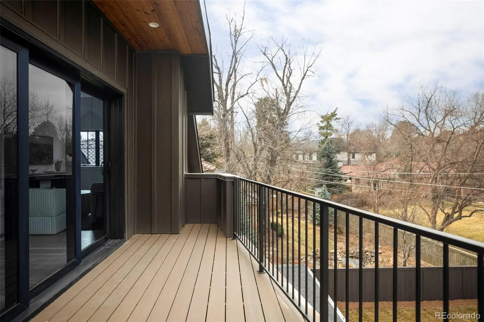 03112026213403 1600 27