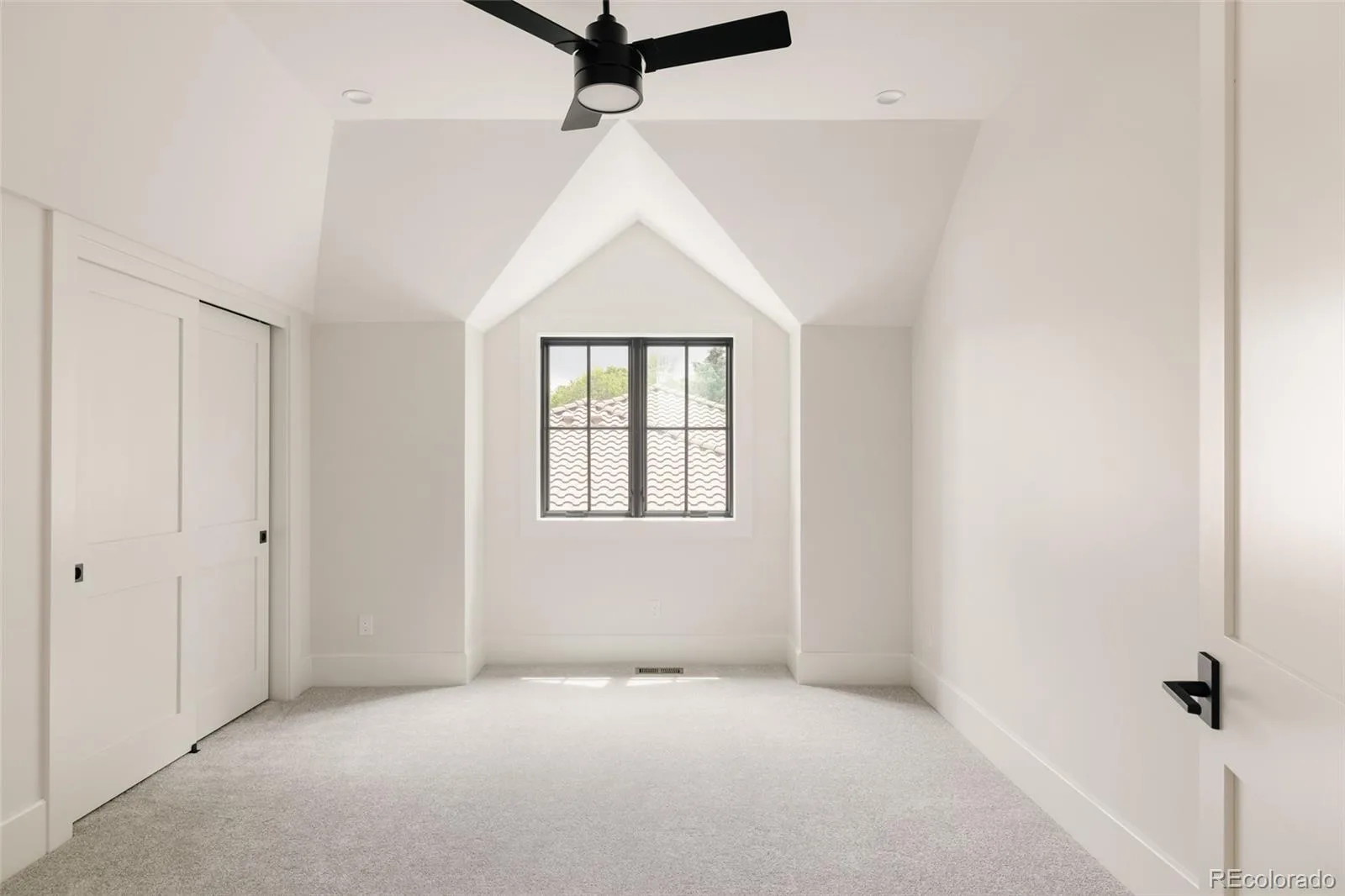 295 Kearney Denver CO 80220 MLS #REC3155820 06032026183714 1600 37