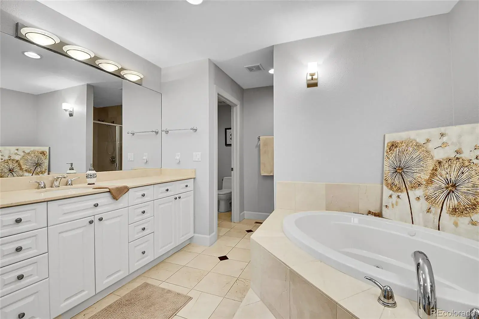 12102025005651 1600 14