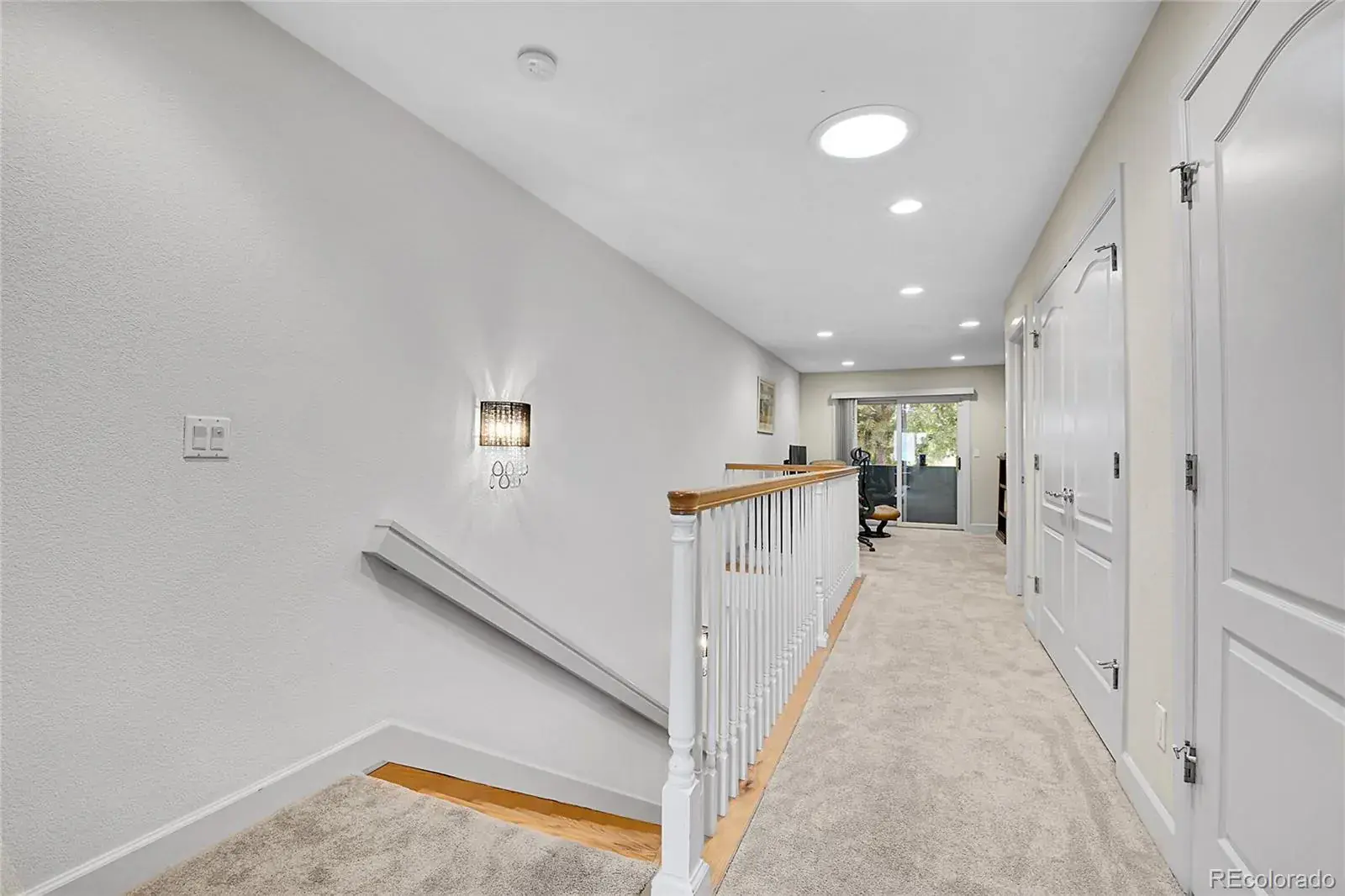 12102025005651 1600 19