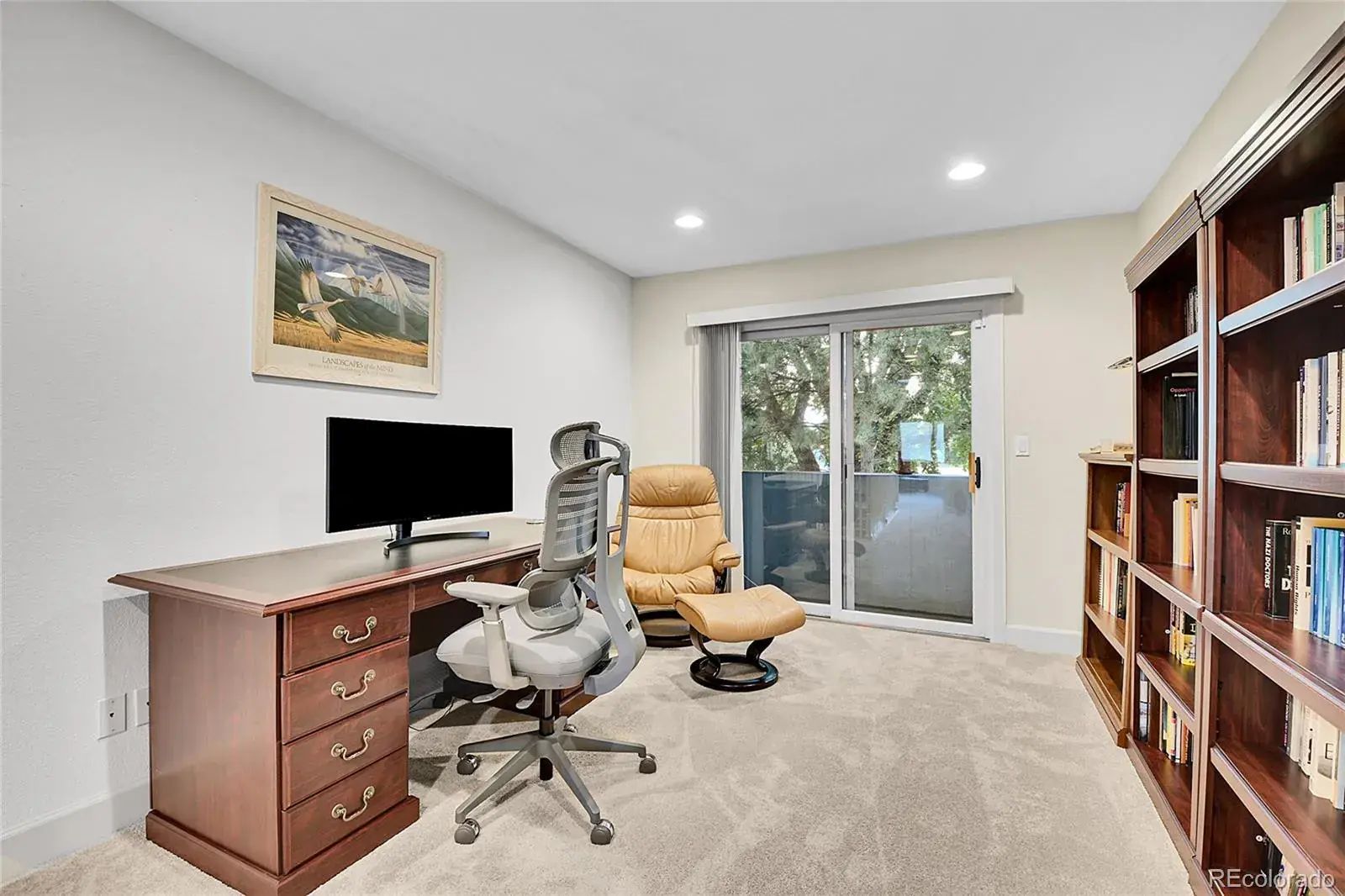 12102025005651 1600 20