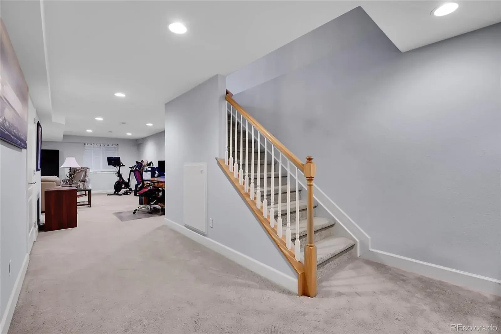 12102025005651 1600 24