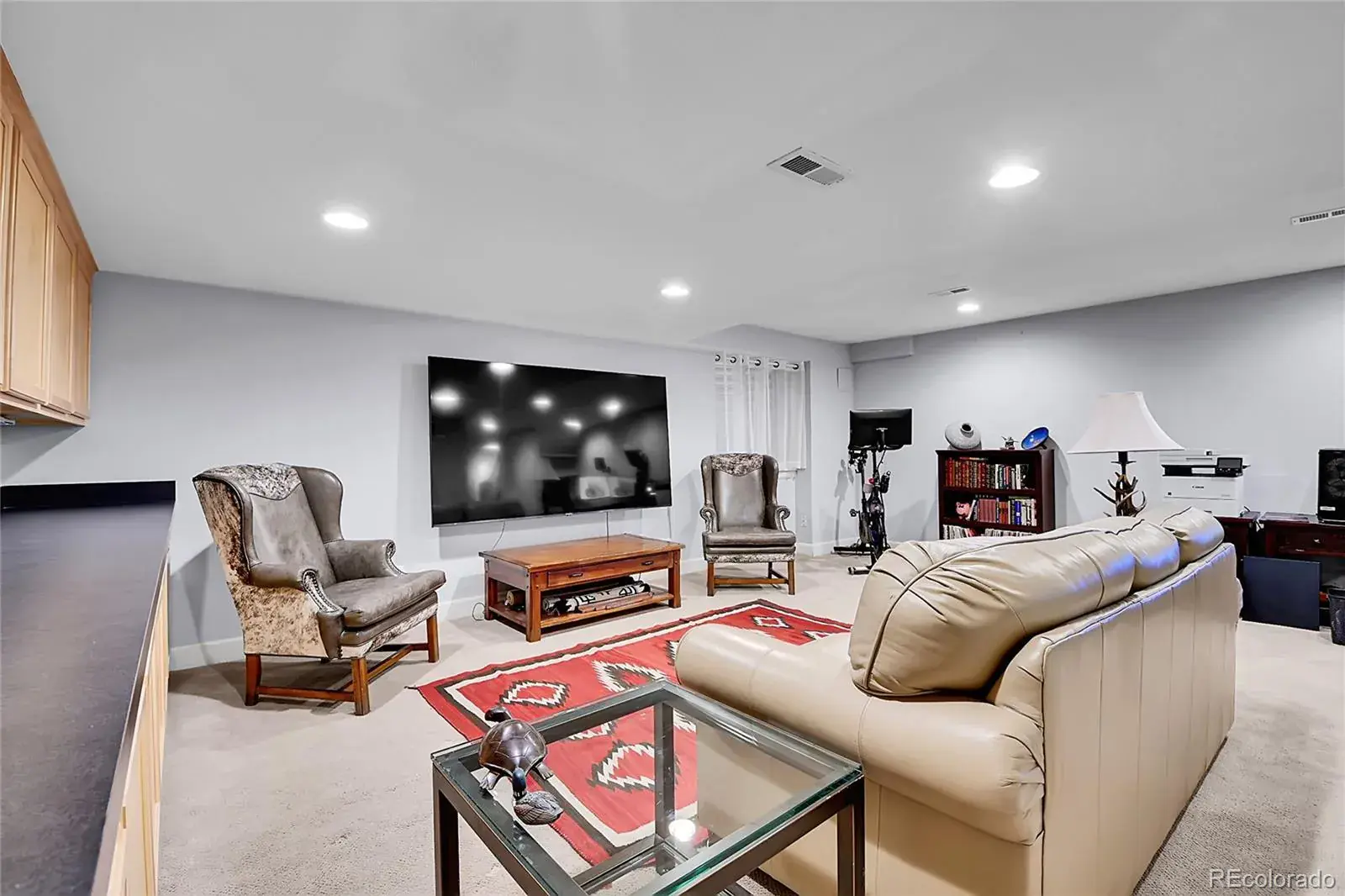 12102025005651 1600 28