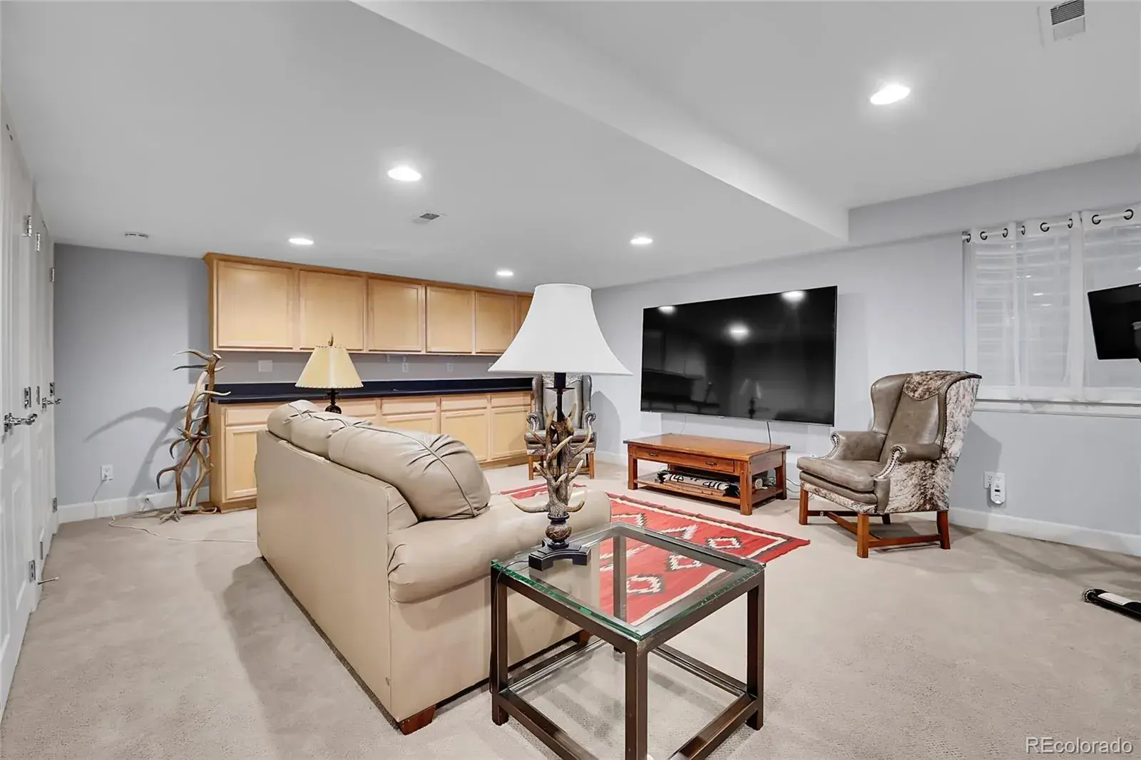 12102025005651 1600 29