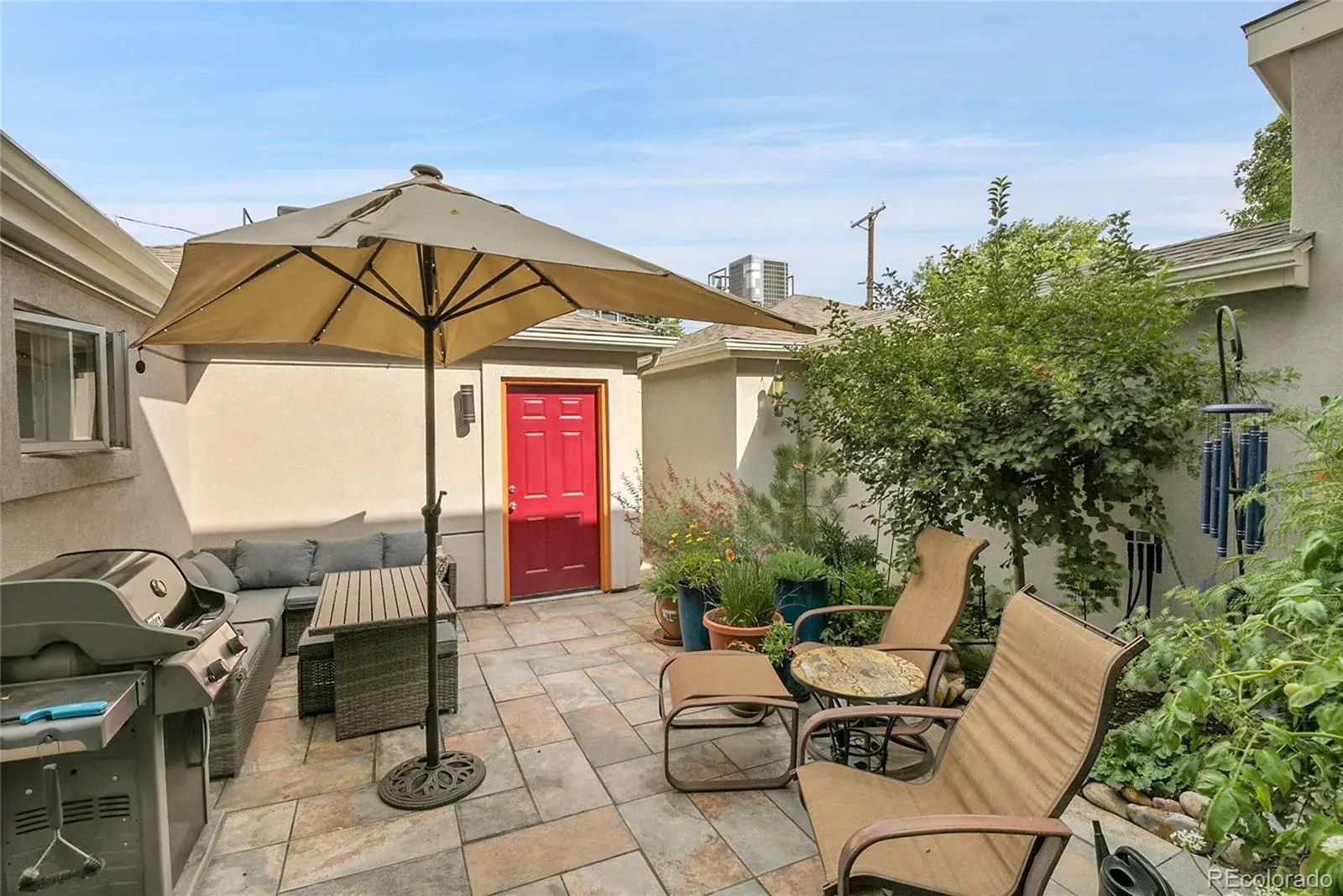 12102025005651 1600 30