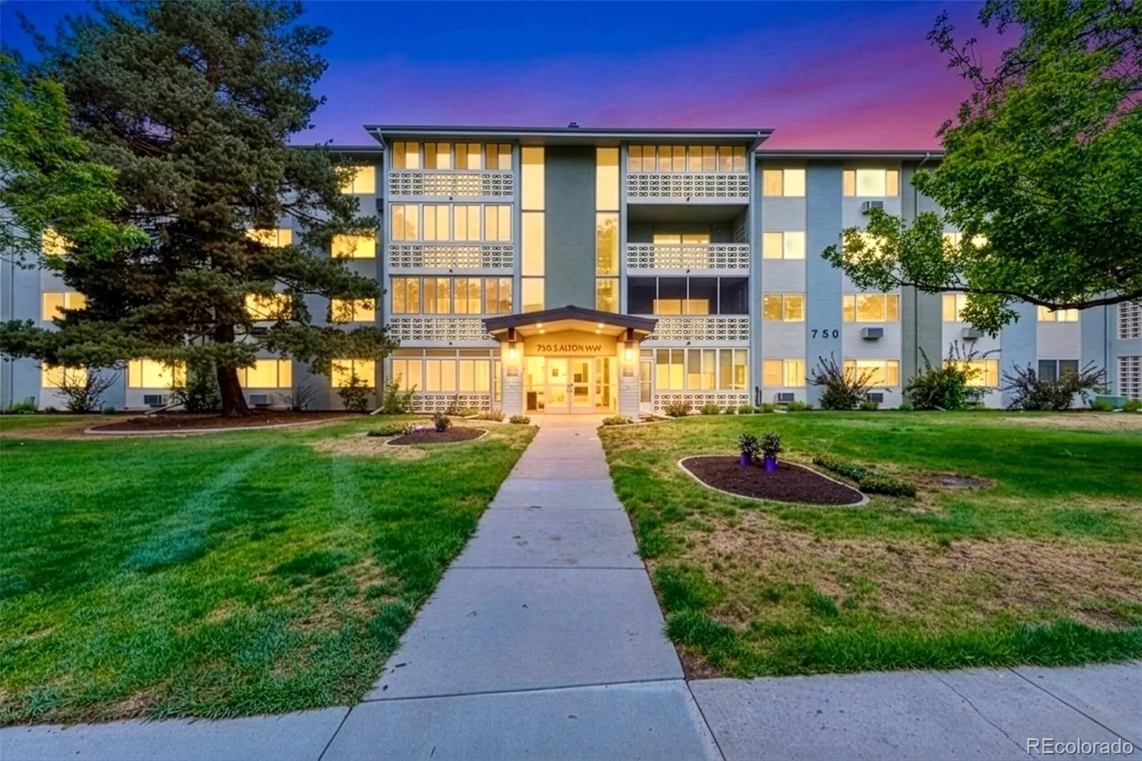 750 S Alton Way #4C Denver CO 80247 | MLS #REC3157039 08252026012436 1600 1