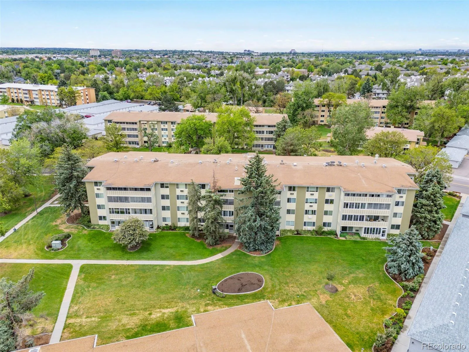 750 S Alton Way #4C Denver CO 80247 | MLS #REC3157039 08252026012436 1600 26