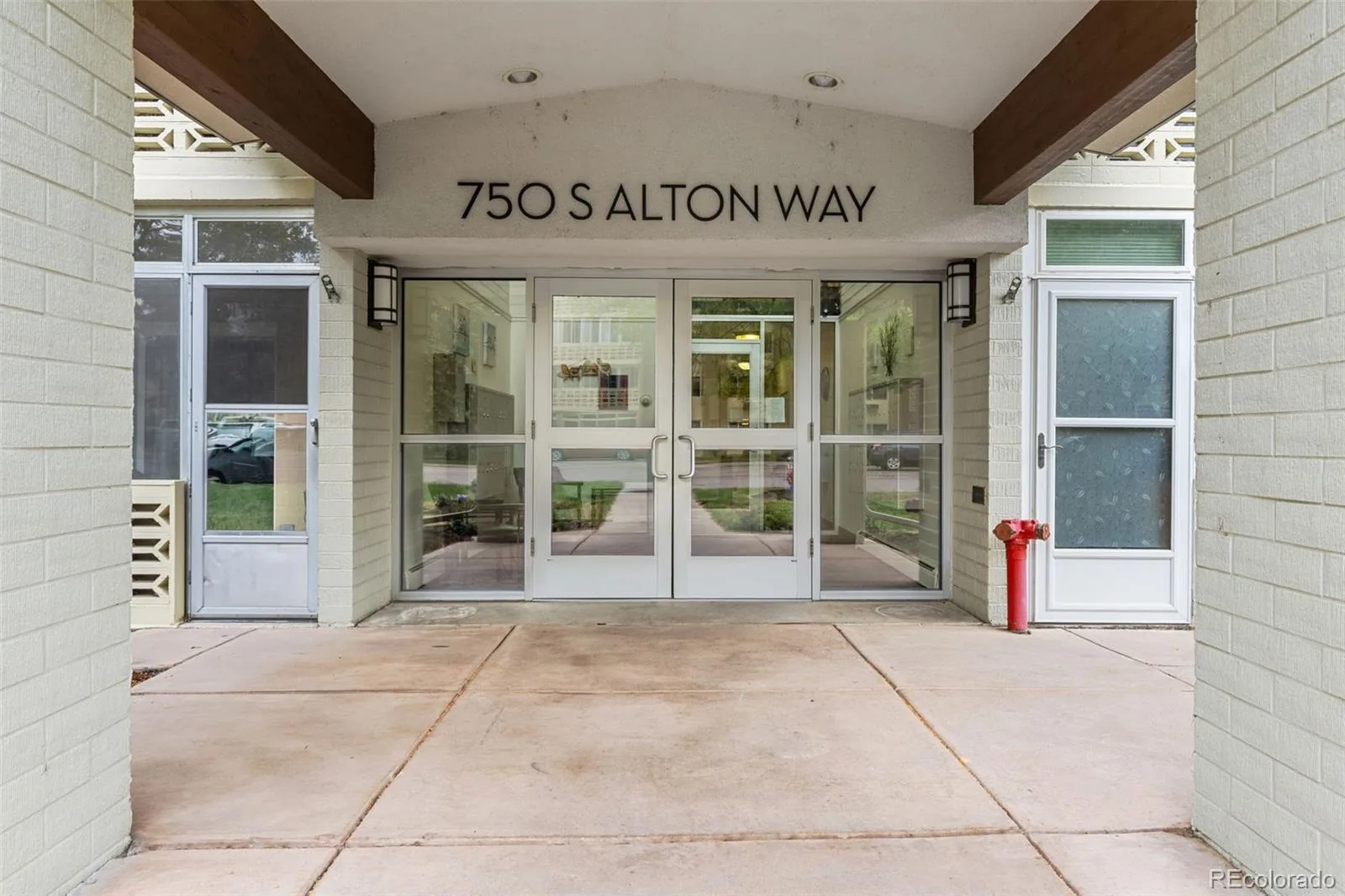 750 S Alton Way #4C Denver CO 80247 | MLS #REC3157039 08252026012436 1600 37