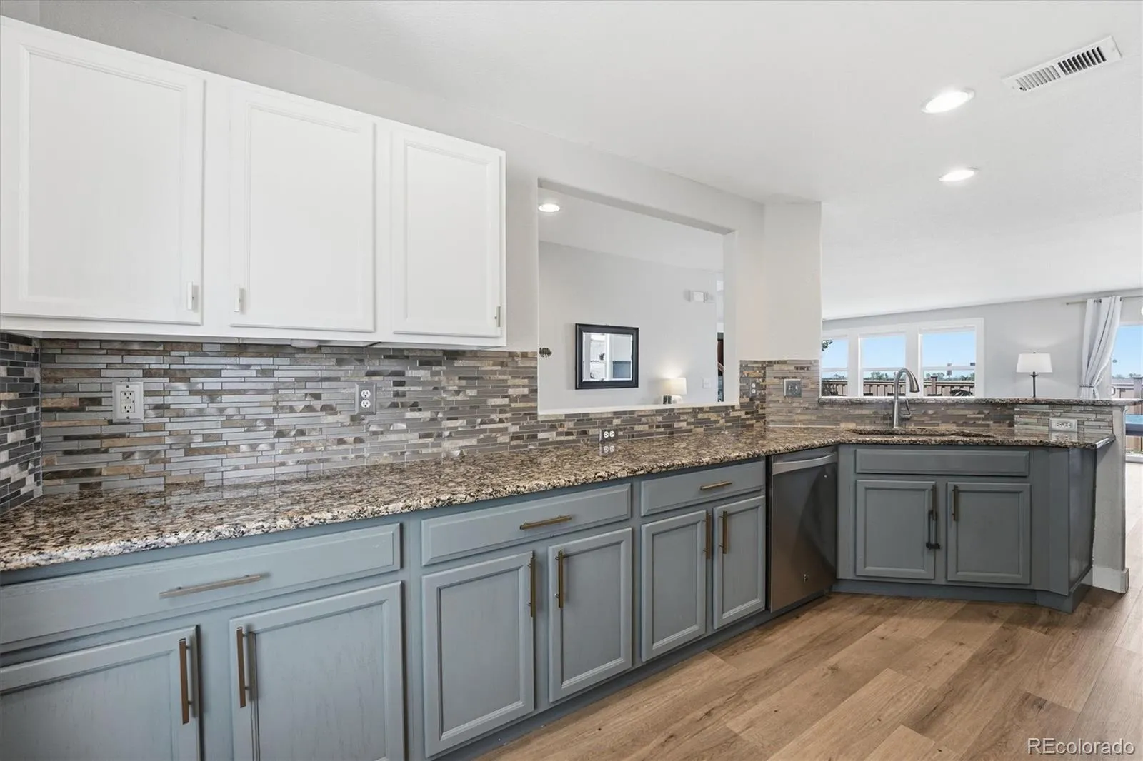 16097 Randolph Place Denver CO 80239 MLS #REC3157253 05072026235429 1600 12
