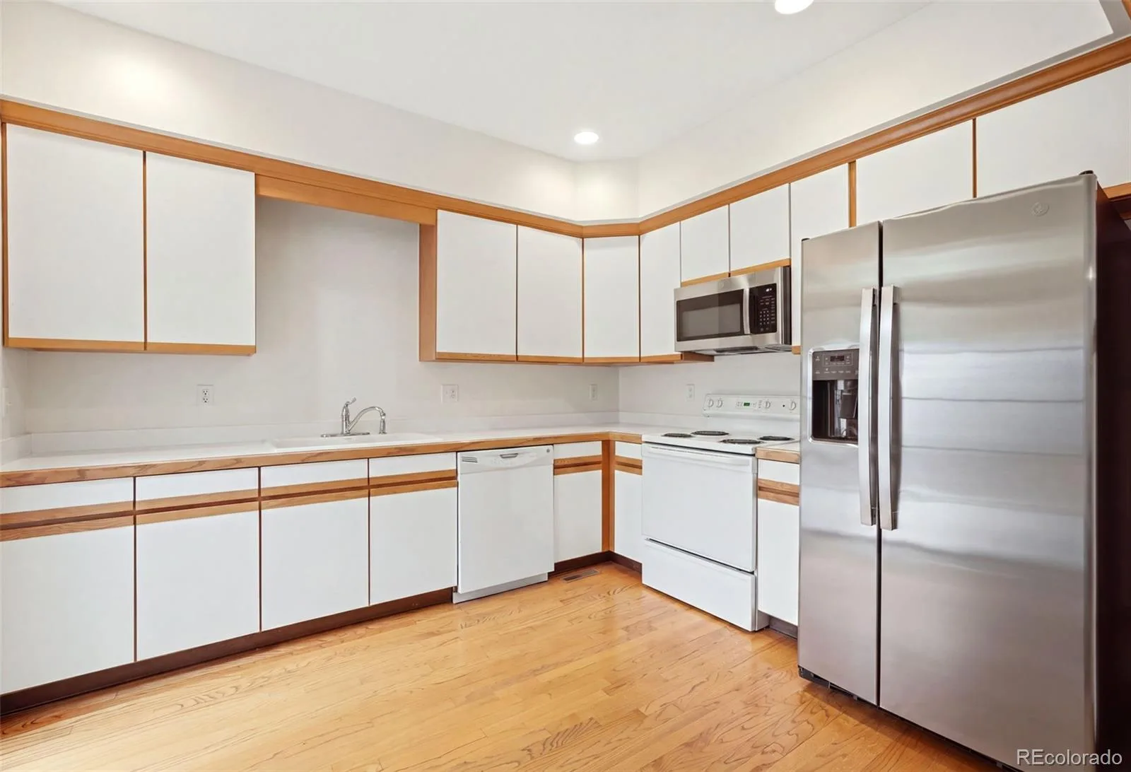 3006 W Long Drive #C Littleton CO 80120 | MLS #REC3157991 08062026182204 1600 9