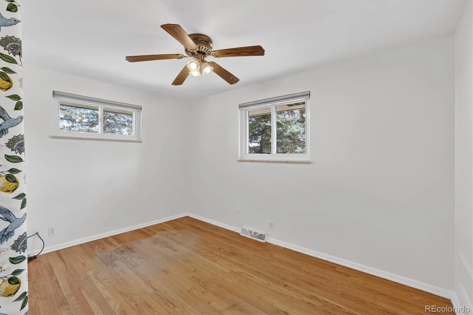 04102026215510 1600 10