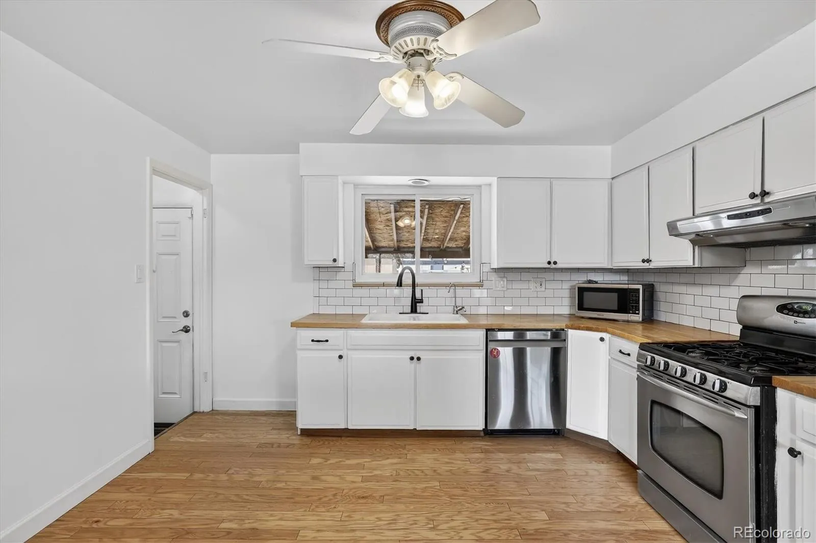 04102026215510 1600 19