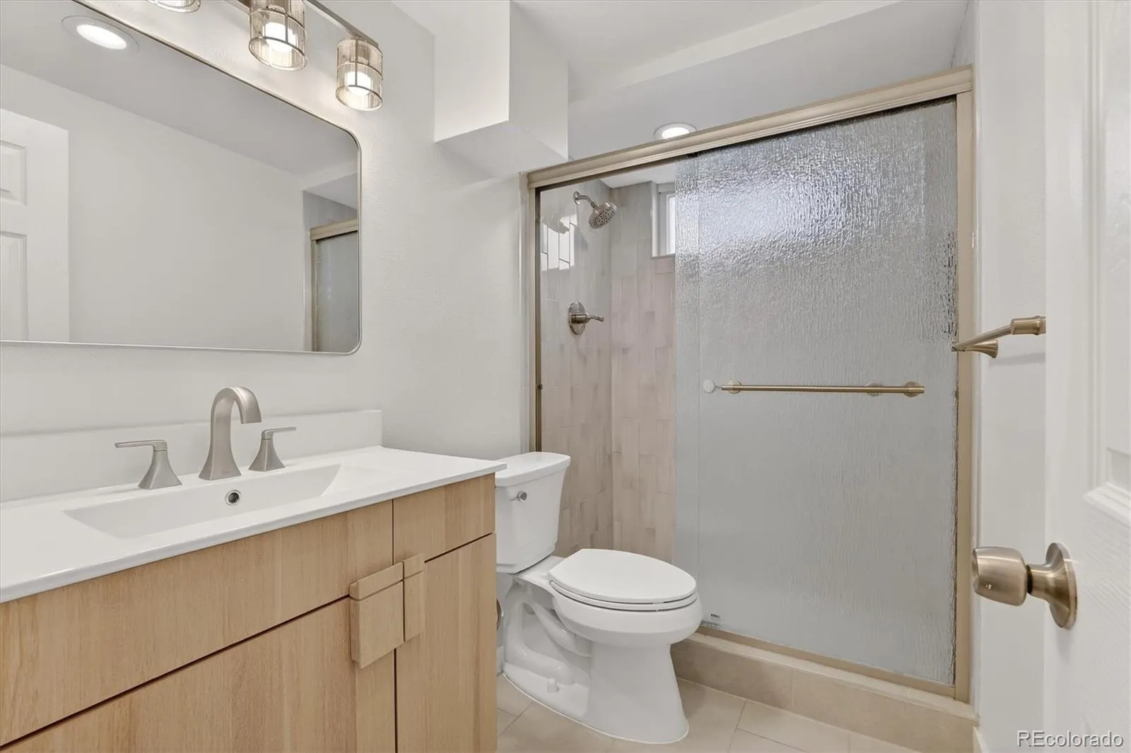 04102026215510 1600 30