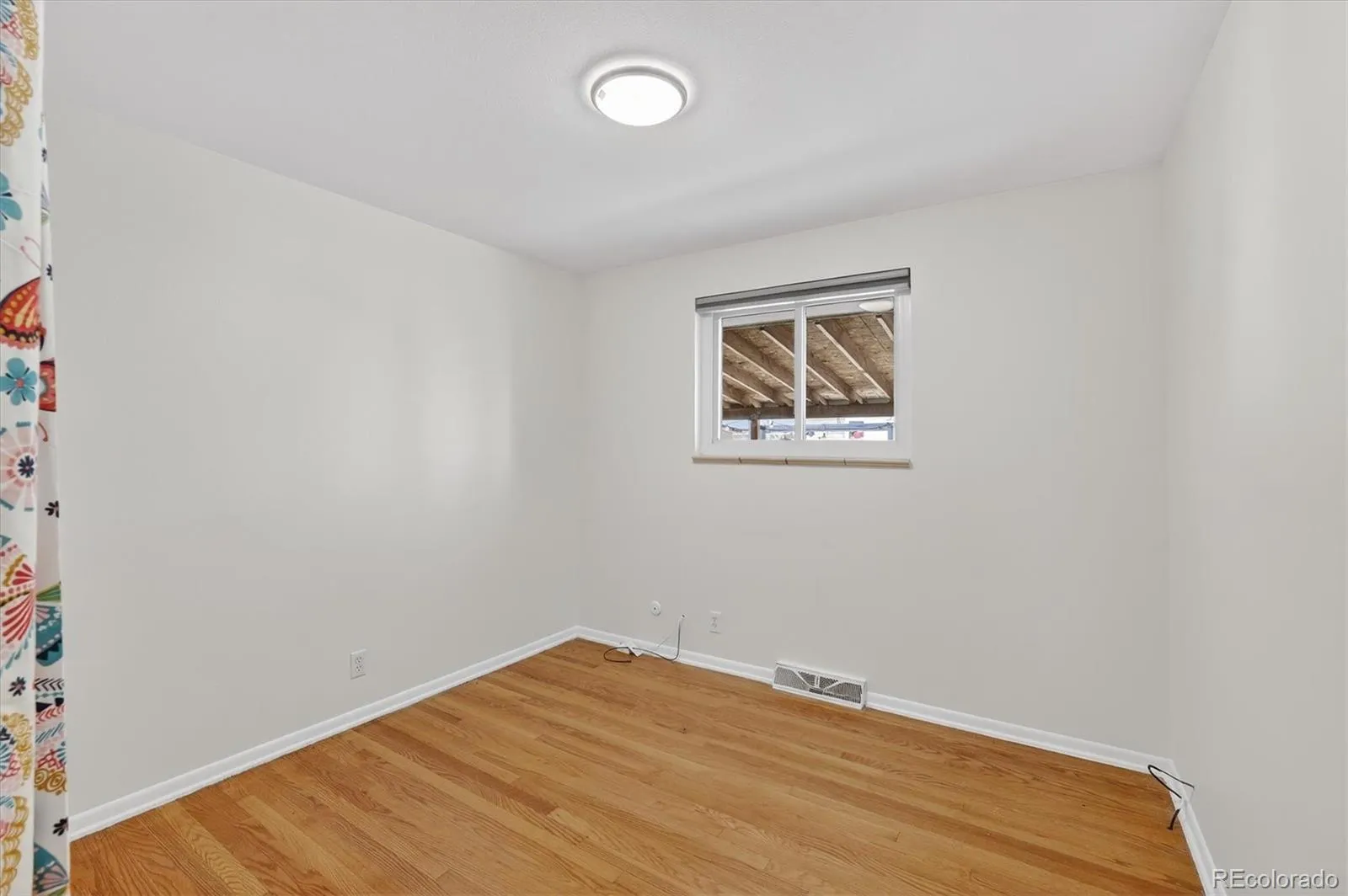 04102026215510 1600 35