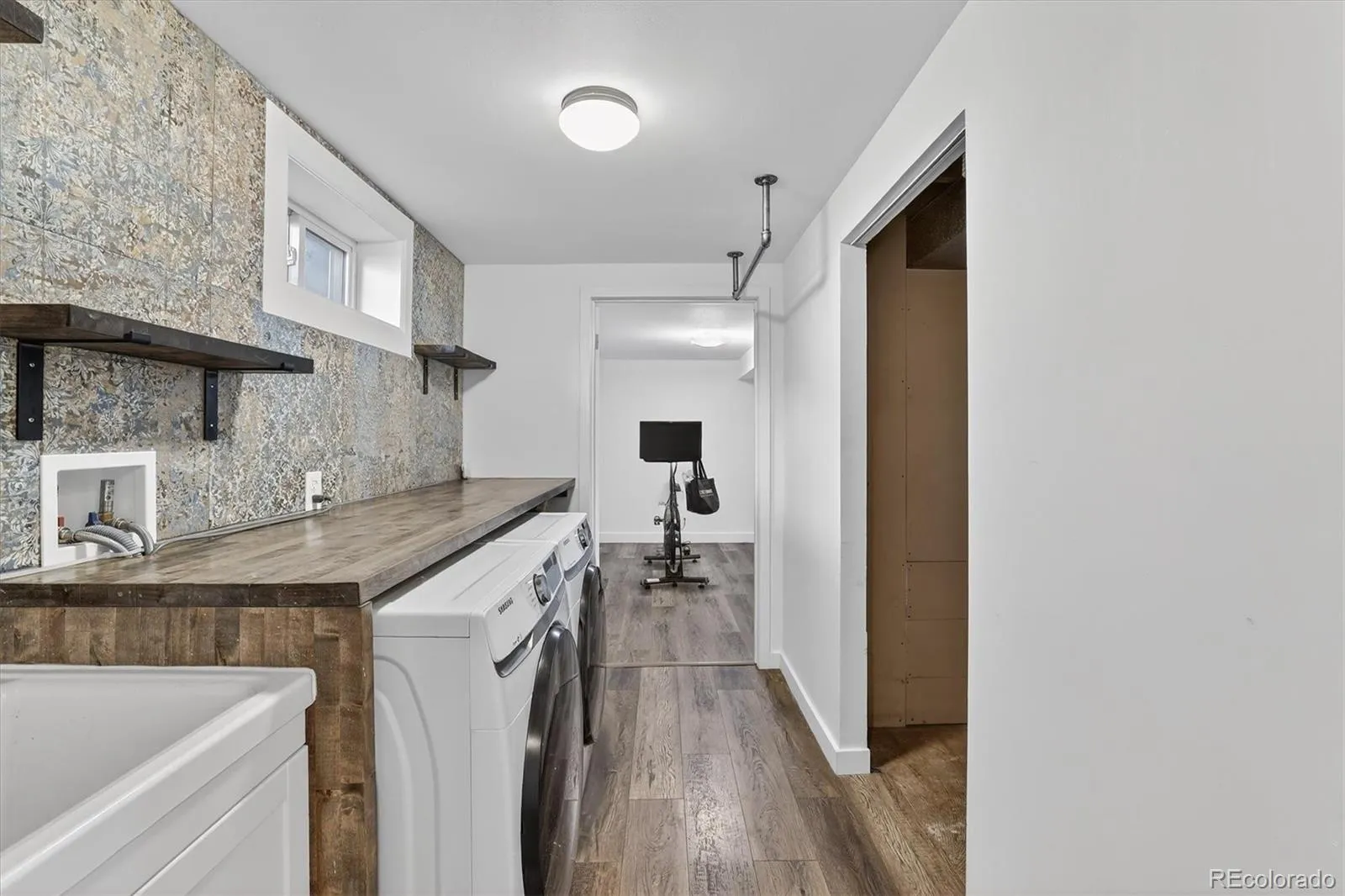 04102026215510 1600 36