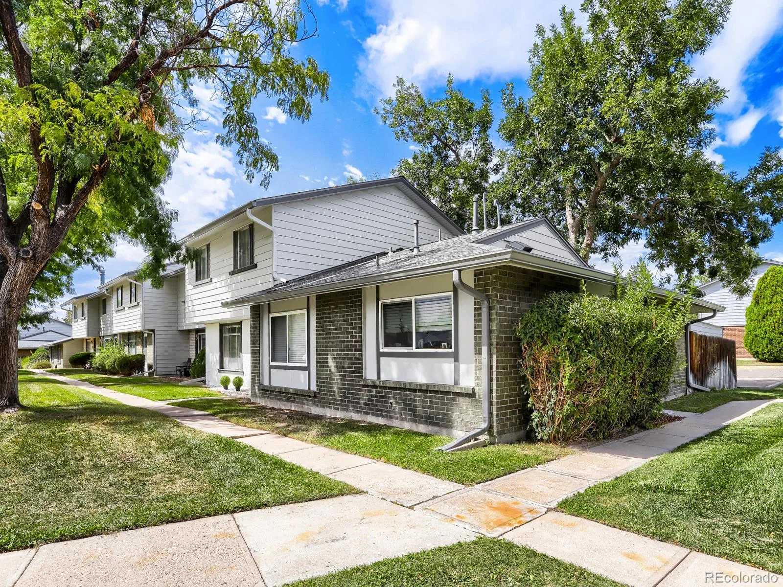 12646 E Kansas Place Aurora CO 80012 | MLS #REC3160334 09232026093452 1600 2