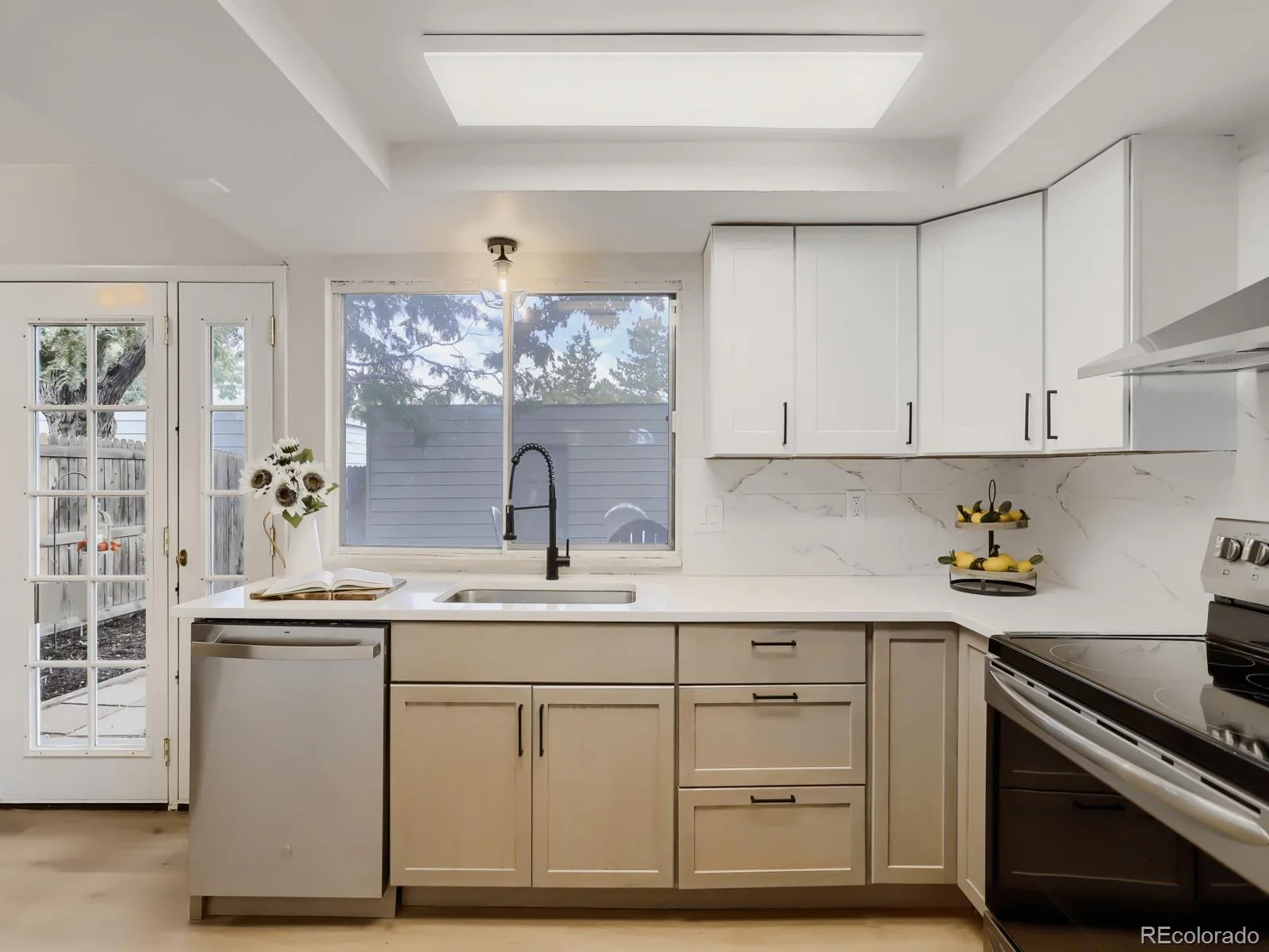 12646 E Kansas Place Aurora CO 80012 | MLS #REC3160334 09232026093452 1600 5