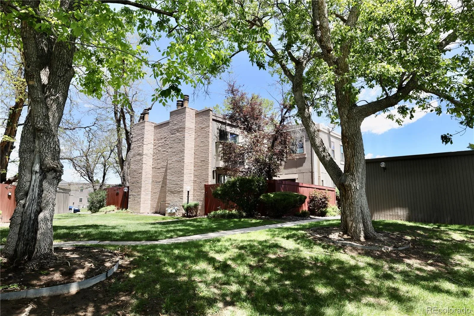 1253 S Yosemite Way #96 Denver CO 80247 MLS #REC3160436 07062026201549 1600 25