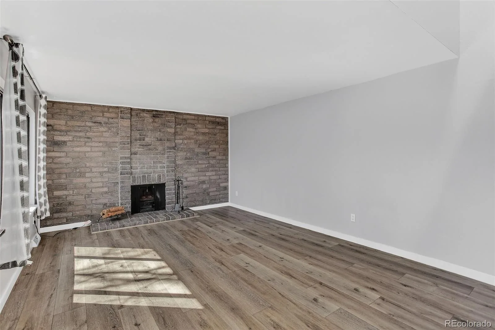 1253 S Yosemite Way #96 Denver CO 80247 MLS #REC3160436 07062026201549 1600 5