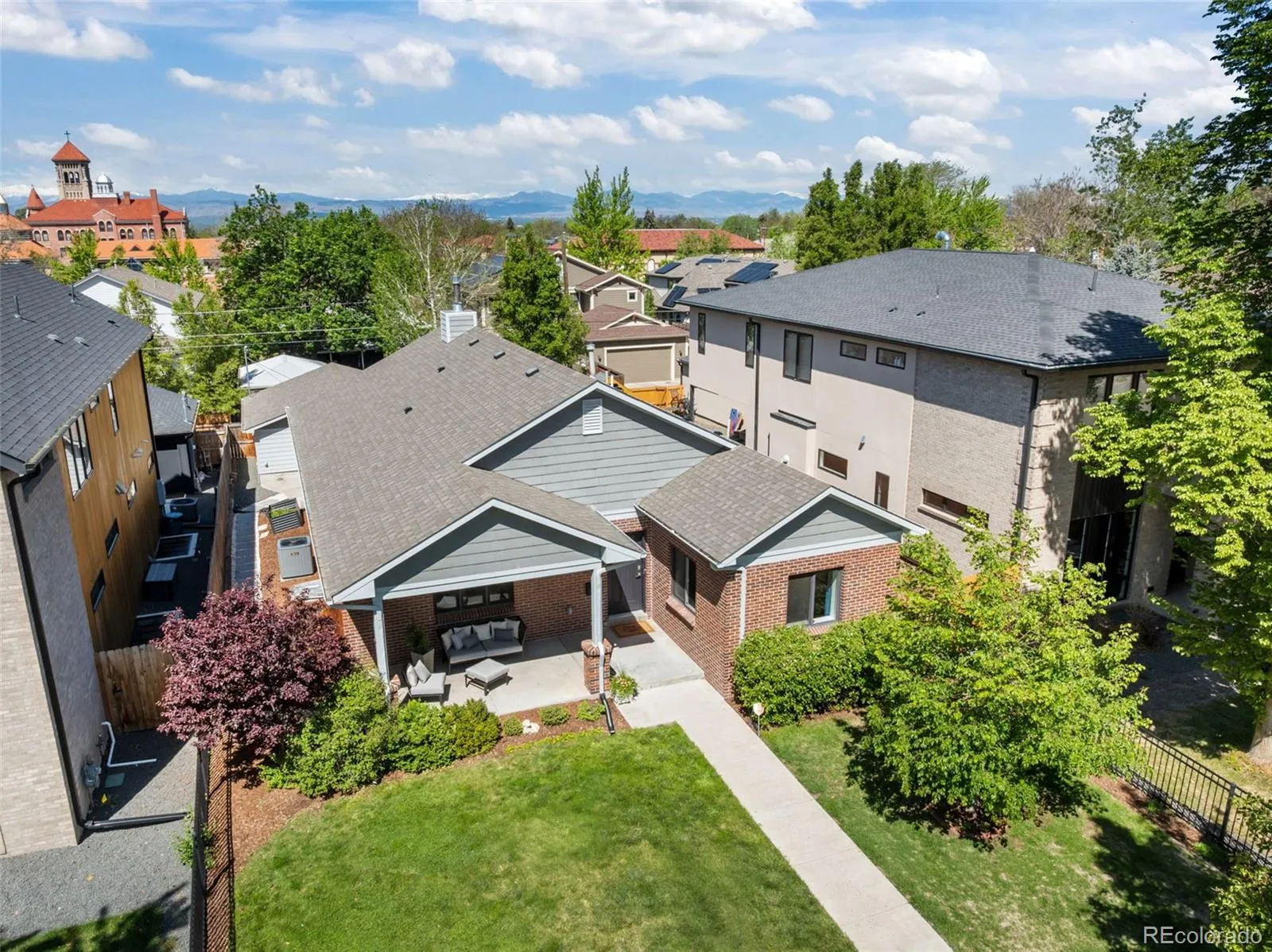 1255 S Garfield Street Denver CO 80210 MLS #REC3160695 05152026013630 1600 32
