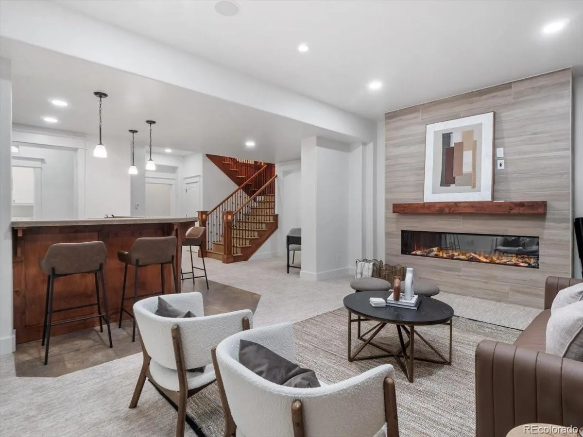 2643 Hawk Point Court Castle Rock CO 80104 | MLS #REC3161982 08152026211036 1200 23