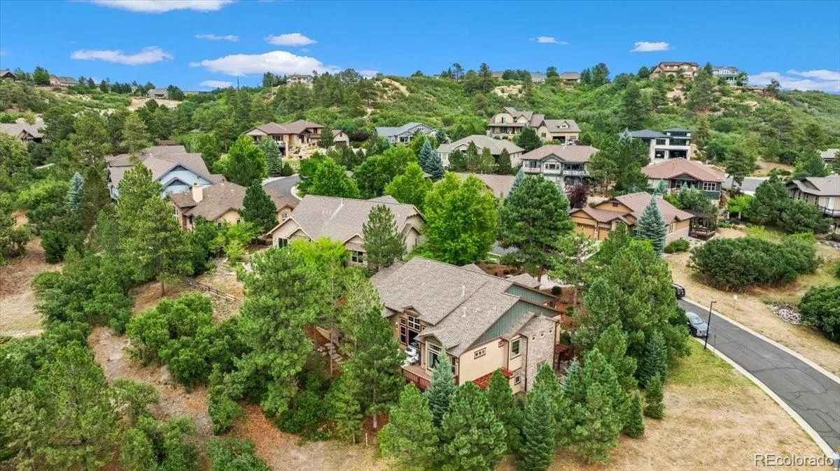 2643 Hawk Point Court Castle Rock CO 80104 | MLS #REC3161982 08152026211036 1200 38
