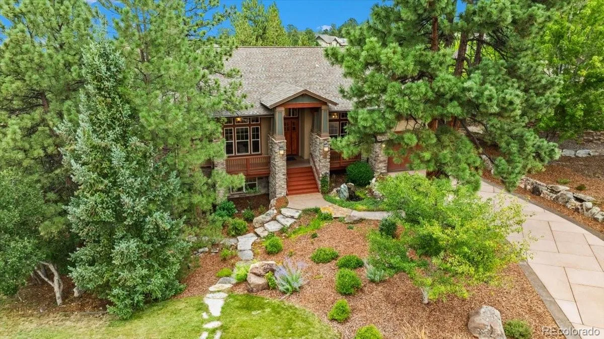 2643 Hawk Point Court Castle Rock CO 80104 | MLS #REC3161982 08152026211036 1200 39