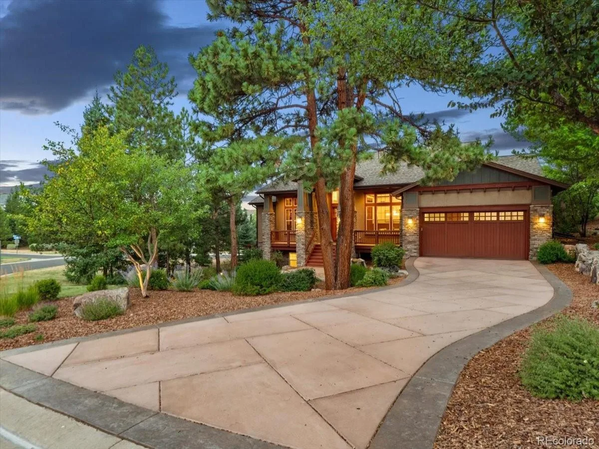 2643 Hawk Point Court Castle Rock CO 80104 | MLS #REC3161982 08152026211036 1200 40