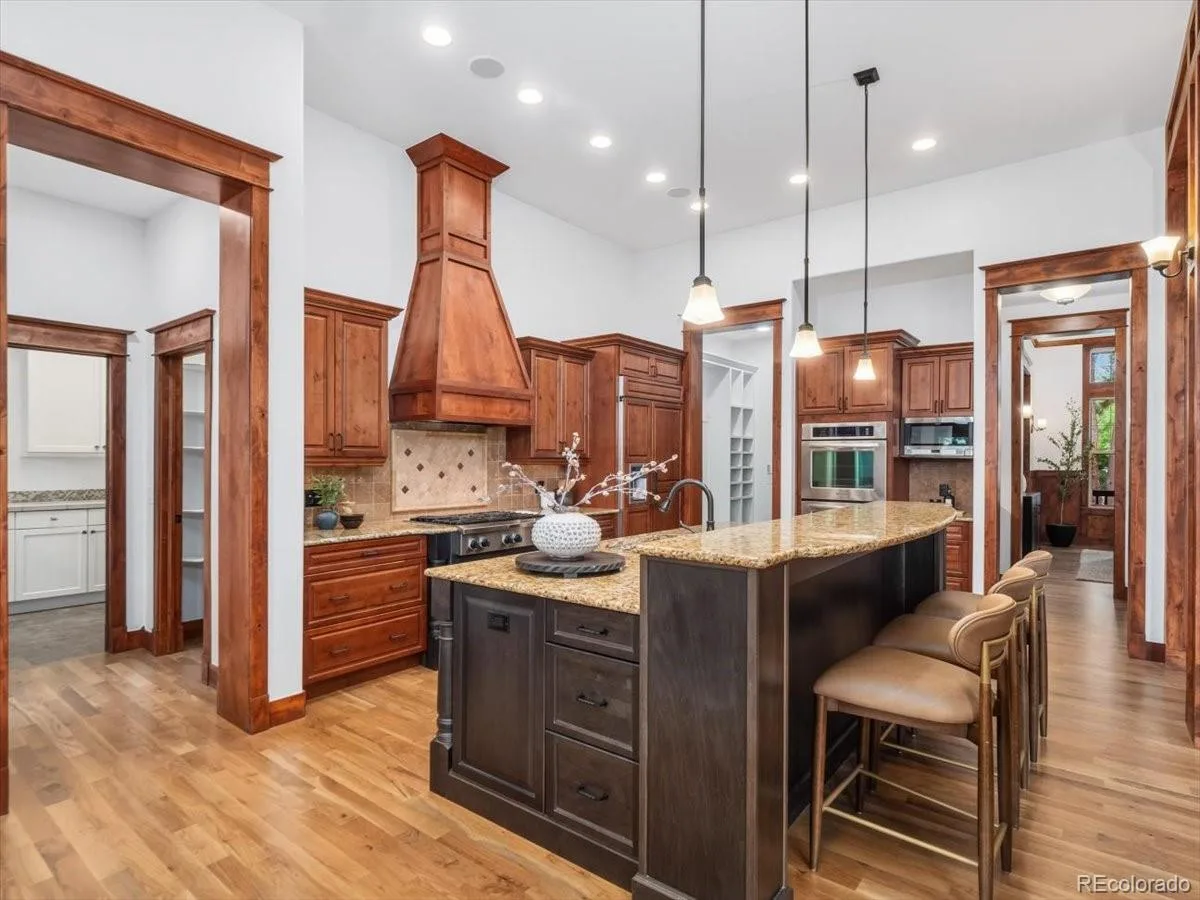 2643 Hawk Point Court Castle Rock CO 80104 | MLS #REC3161982 08152026211036 1200 9