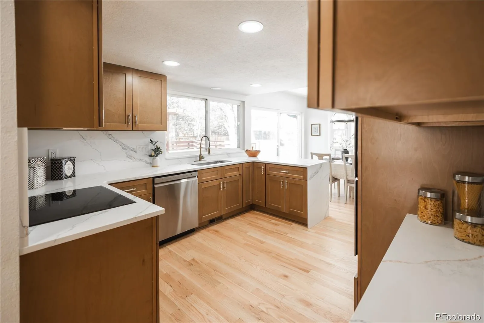 6751 S Lamar Street Littleton CO 80128 MLS #REC3162558 05132026205249 1600 5