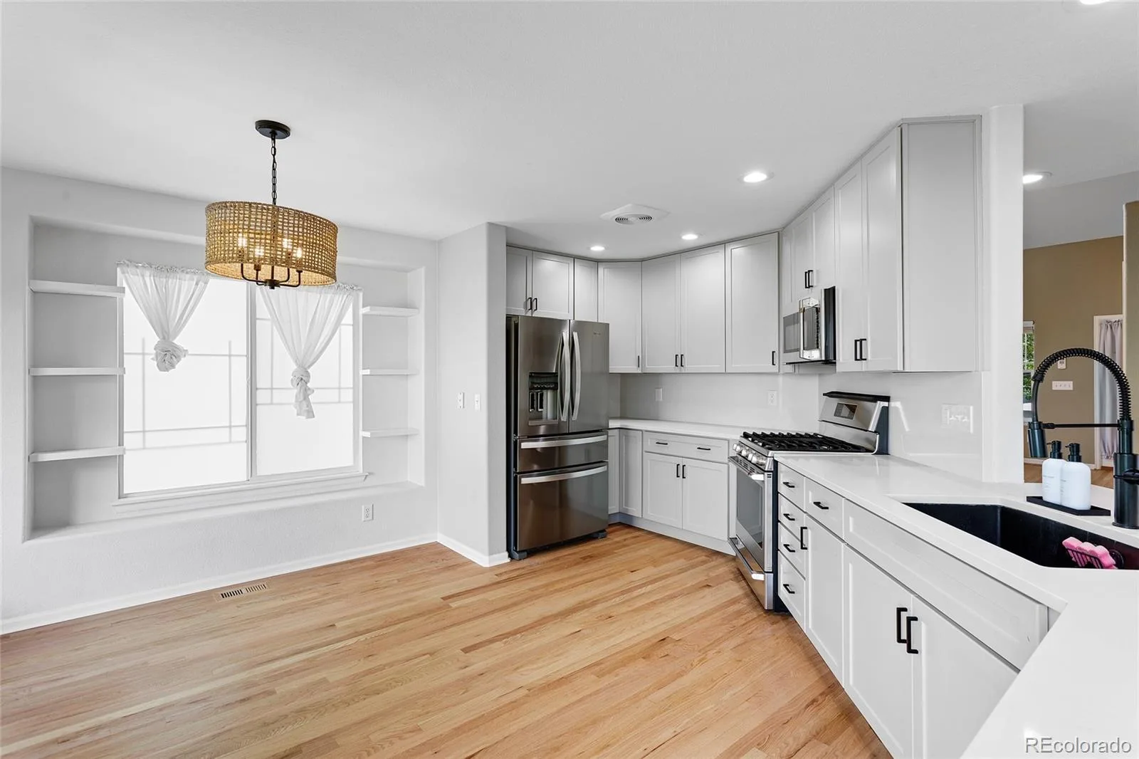 4900 S Flat Rock Way Aurora CO 80016 | MLS #REC3163866 08282026214537 1600 15