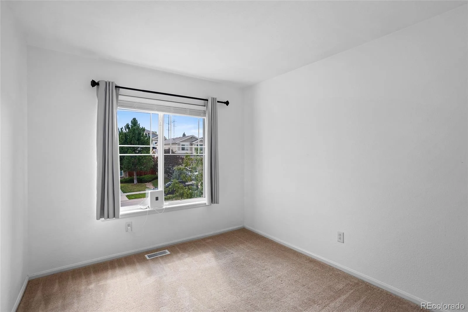 4900 S Flat Rock Way Aurora CO 80016 | MLS #REC3163866 08282026214537 1600 24