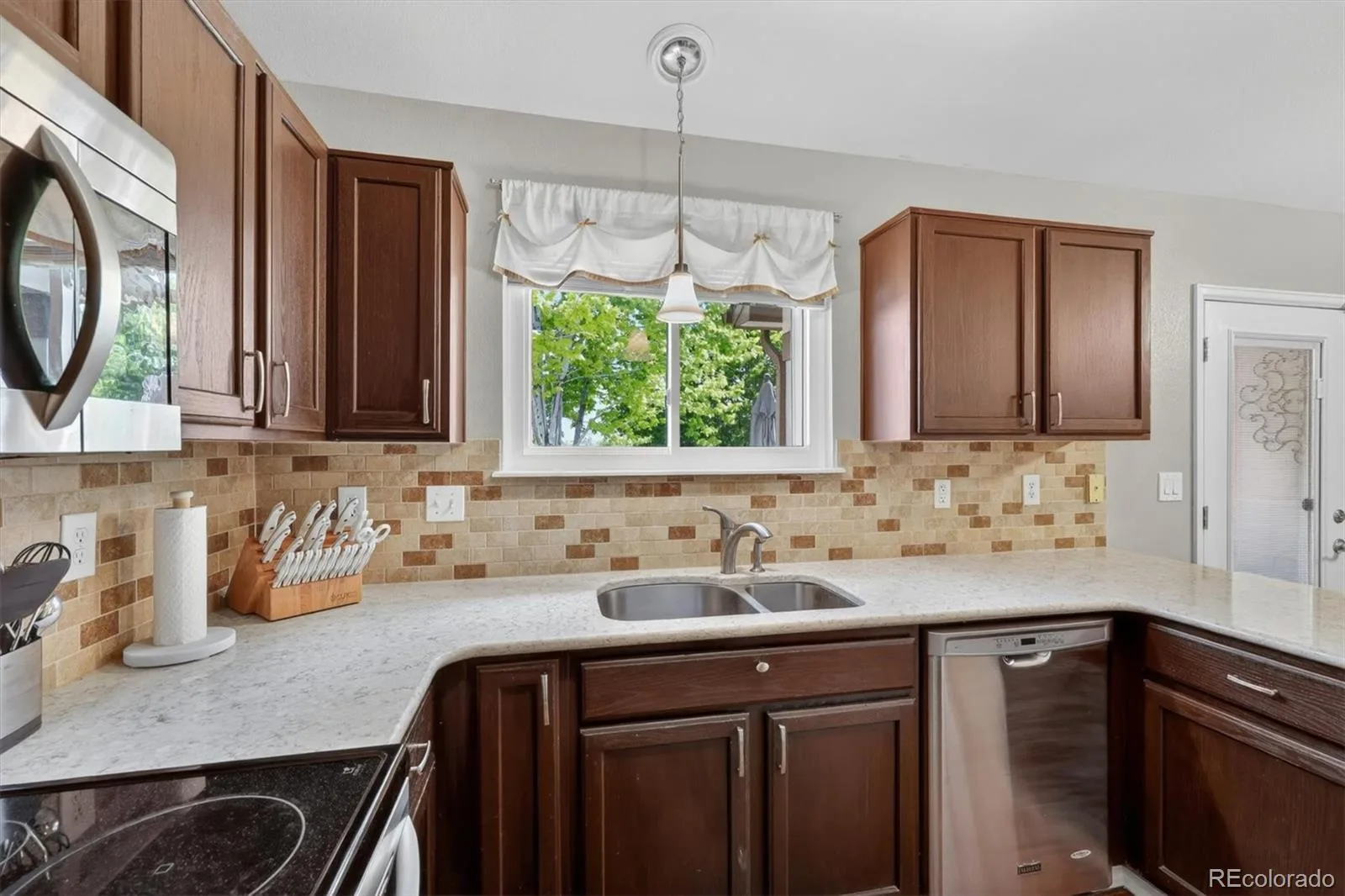 2354 E 116th Avenue Thornton CO 80233 MLS #REC3166177 06092026005110 1600 15