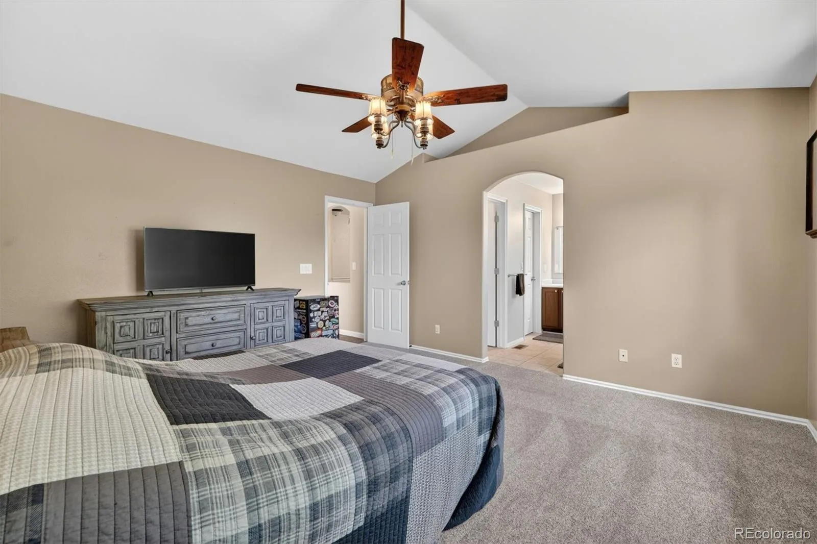 2354 E 116th Avenue Thornton CO 80233 MLS #REC3166177 06092026005110 1600 19